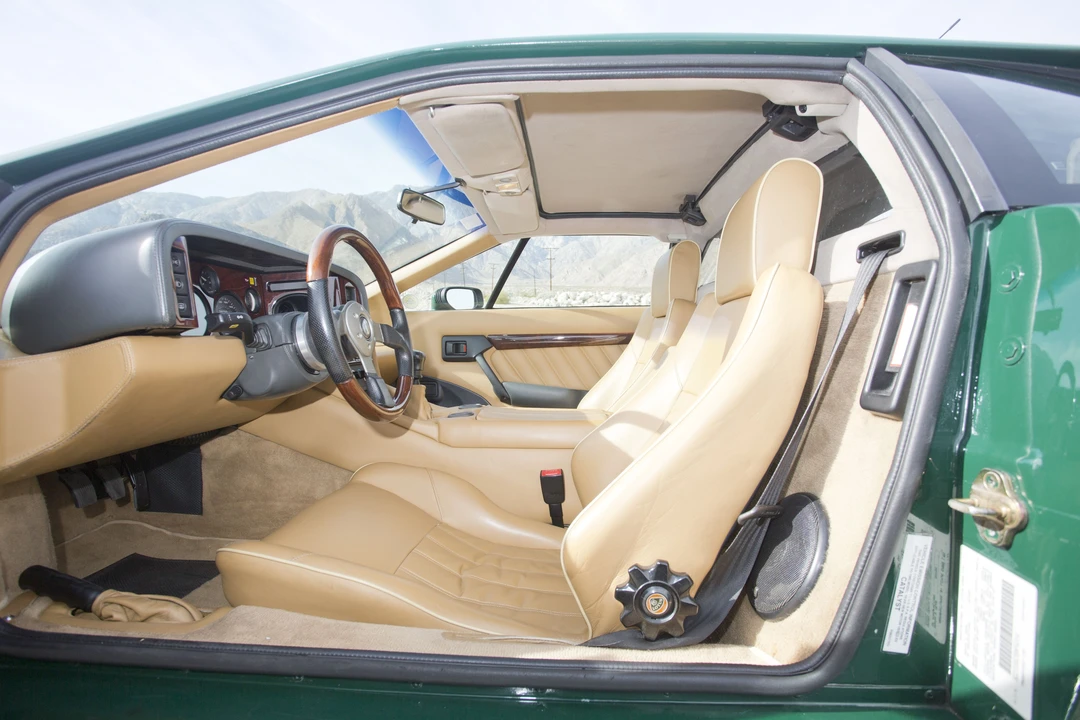 1995 Lotus Esprit Series 4 - Image 22 of 31