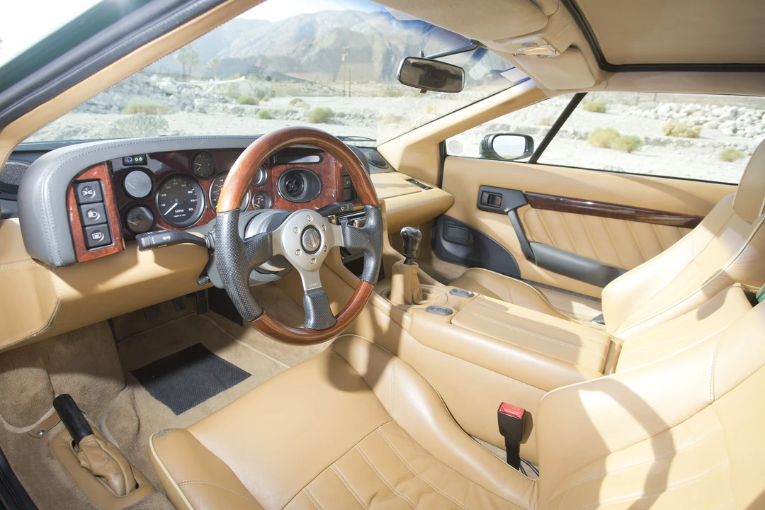1995 Lotus Esprit Series 4 - Image 25 of 31