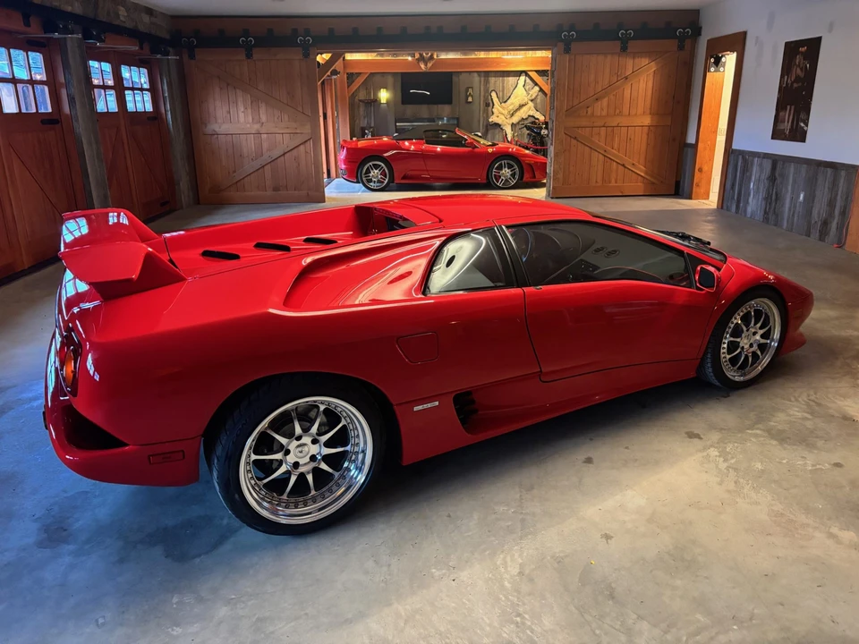1995 Lamborghini Diablo VT - Image 17 of 31