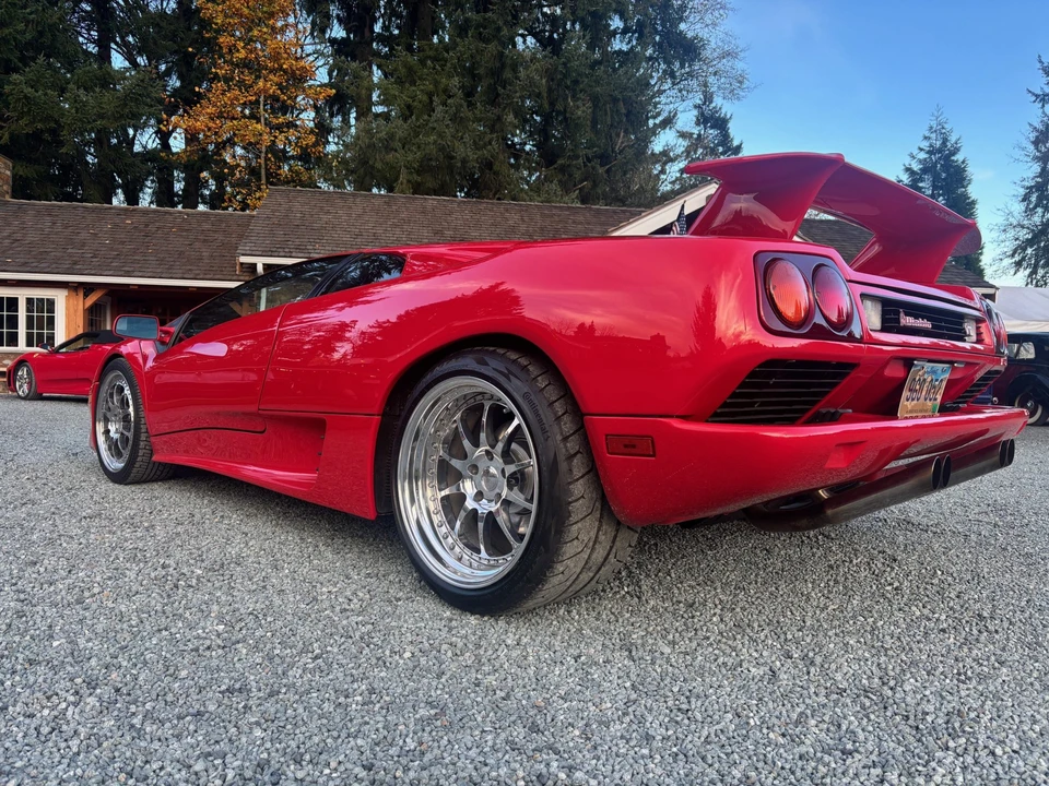 1995 Lamborghini Diablo VT - Image 29 of 31