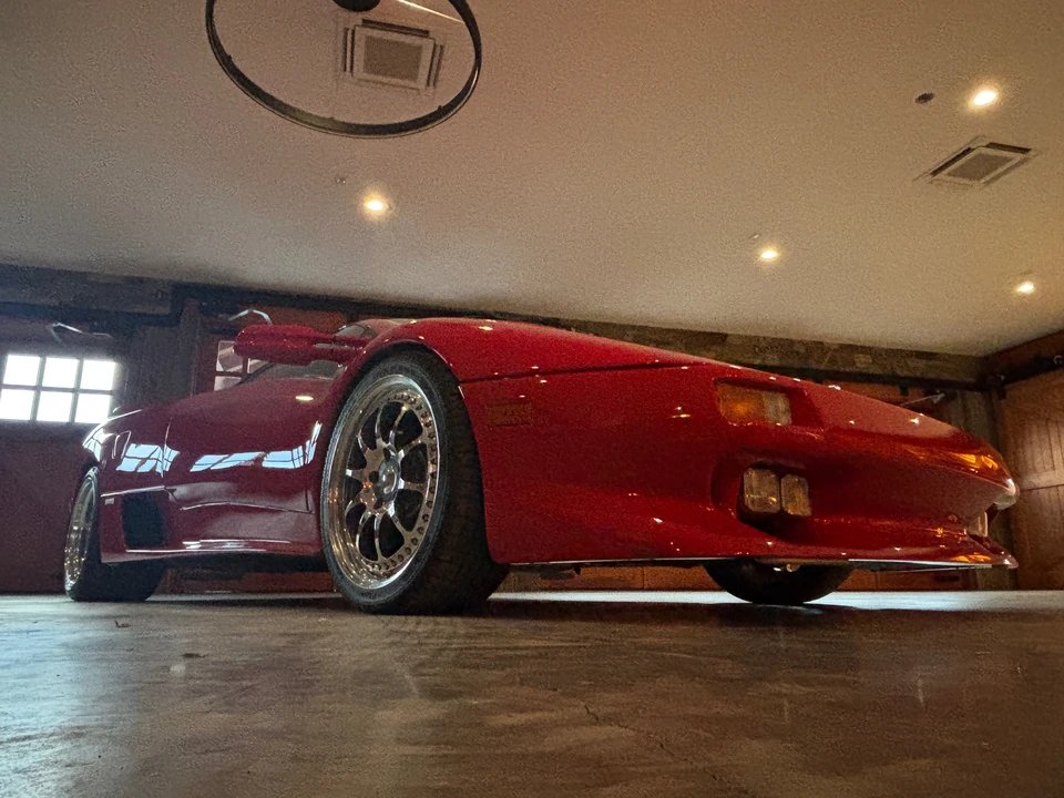 1995 Lamborghini Diablo VT - Image 14 of 31