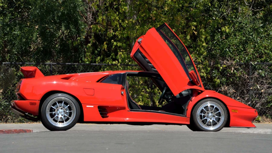 1995 Lamborghini Diablo VT - Image 2 of 31