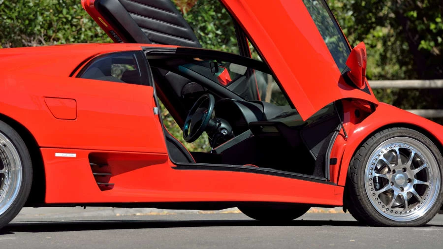 1995 Lamborghini Diablo VT - Image 17 of 31