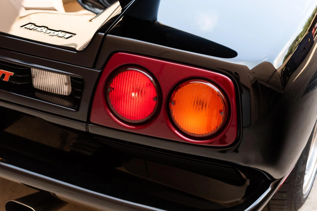 1995 Lamborghini Diablo VT - Image 23 of 31