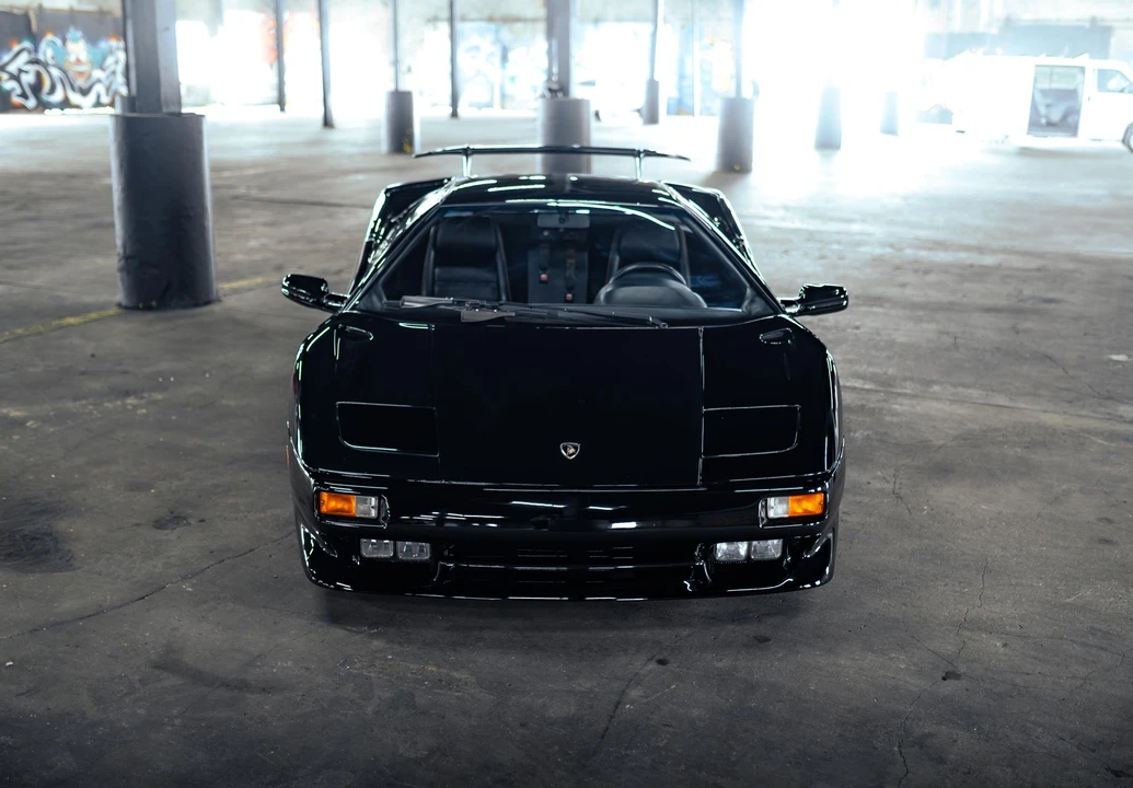 1995 Lamborghini Diablo VT - Image 12 of 31