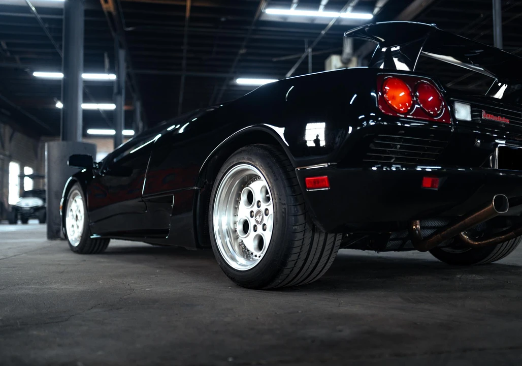 1995 Lamborghini Diablo VT - Image 16 of 31