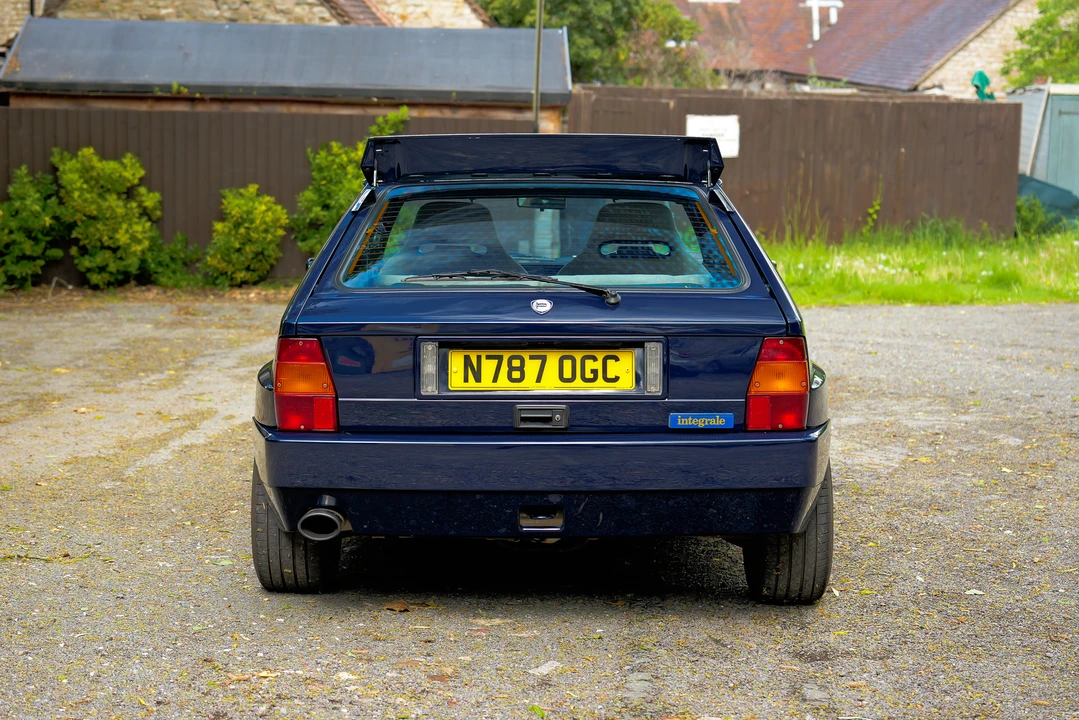 1995 Lancia Delta 1st Gen - Image 12 of 31