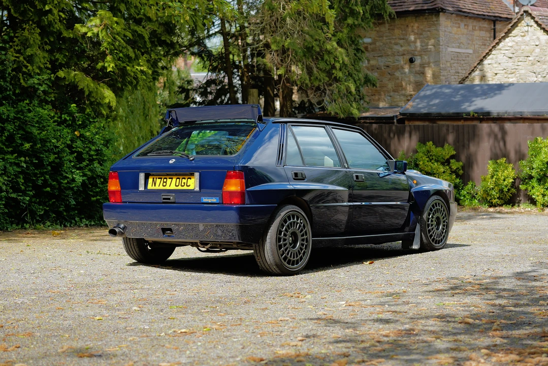 1995 Lancia Delta 1st Gen - Image 7 of 31