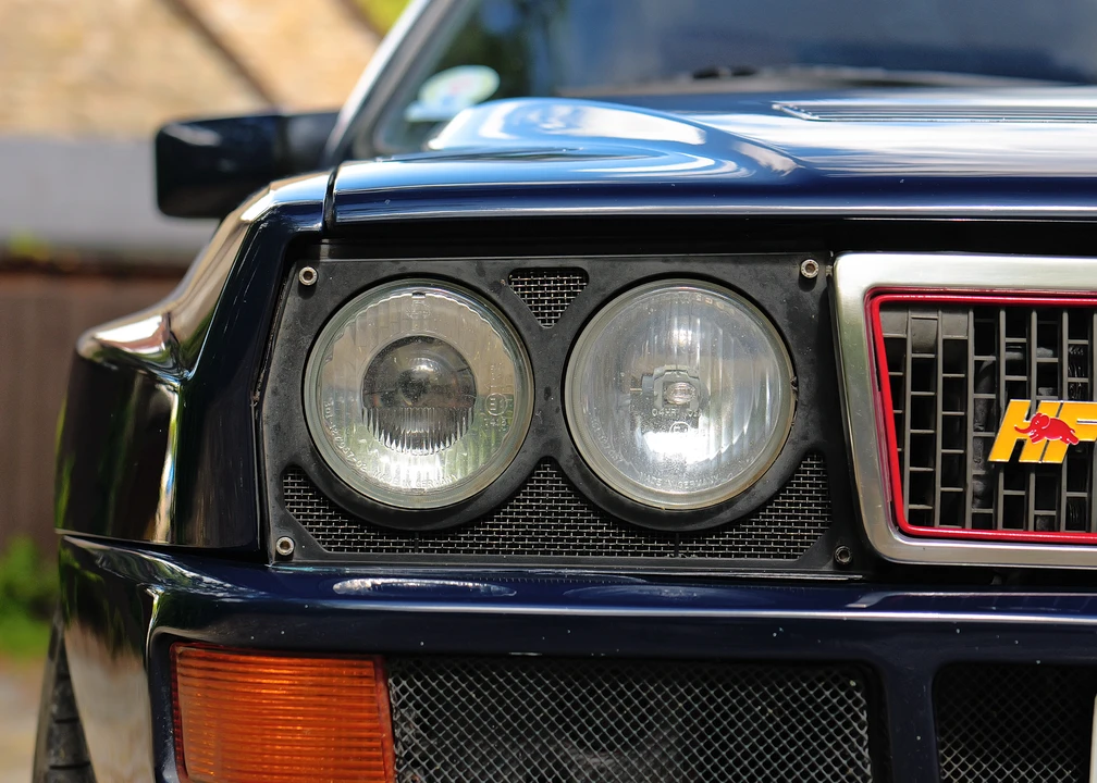 1995 Lancia Delta 1st Gen - Image 27 of 31