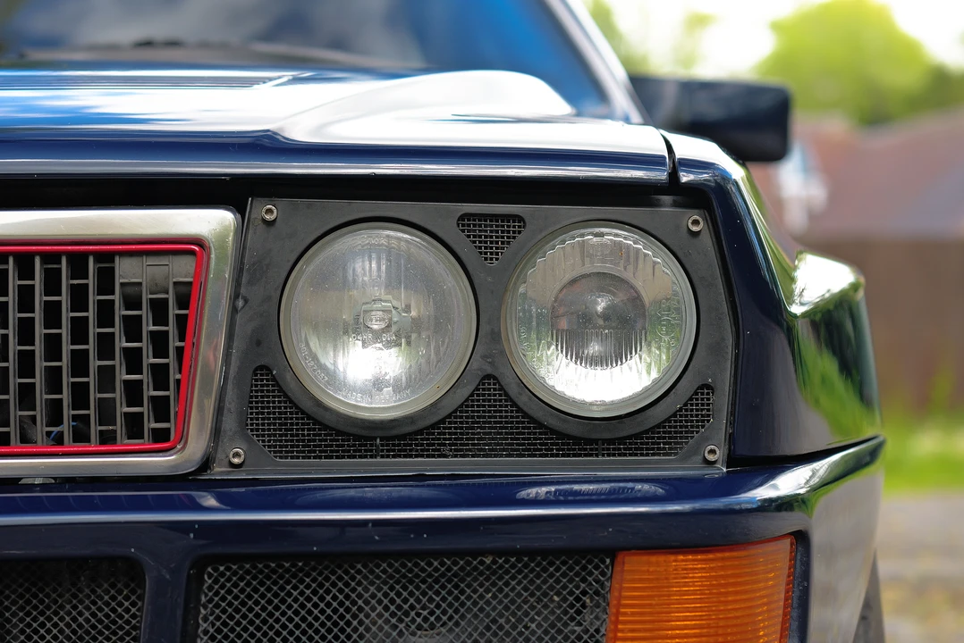1995 Lancia Delta 1st Gen - Image 28 of 31