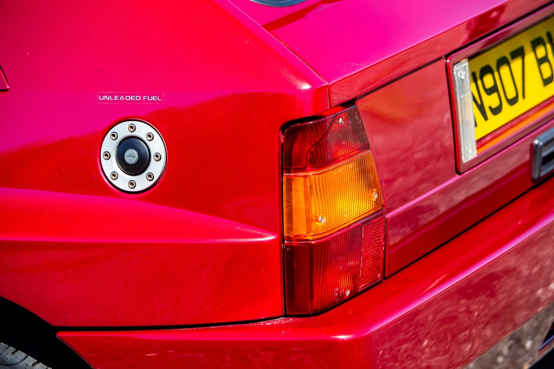1995 Lancia Delta 1st Gen - Image 8 of 31