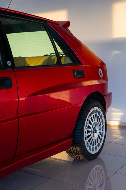 1995 Lancia Delta 1st Gen - Image 28 of 31