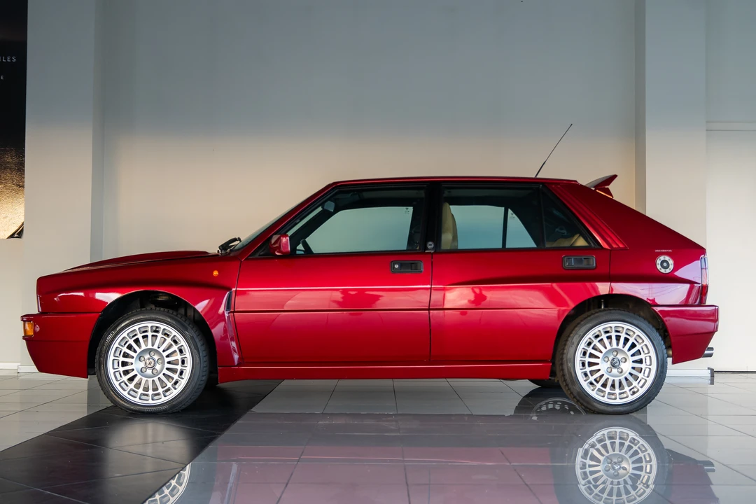 1995 Lancia Delta 1st Gen - Image 7 of 31