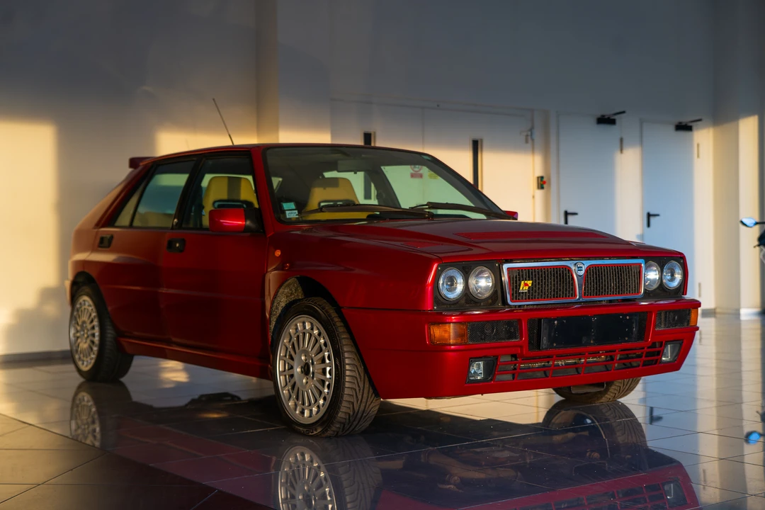 1995 Lancia Delta 1st Gen - Image 15 of 31