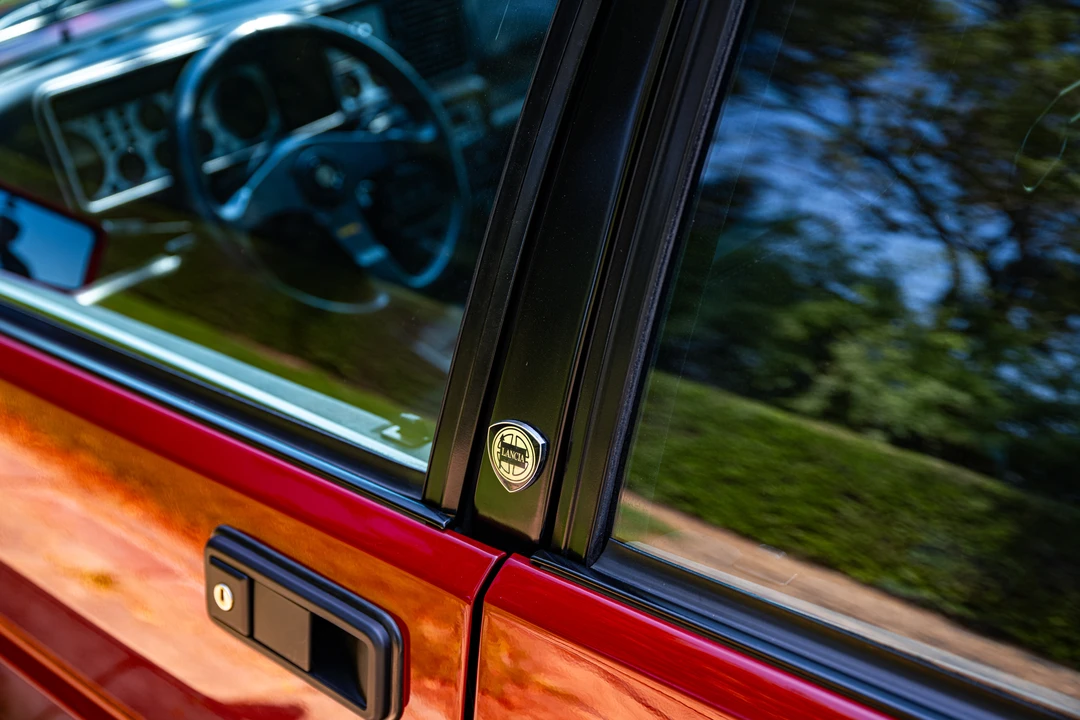 1995 Lancia Delta 2nd Gen - Image 19 of 31