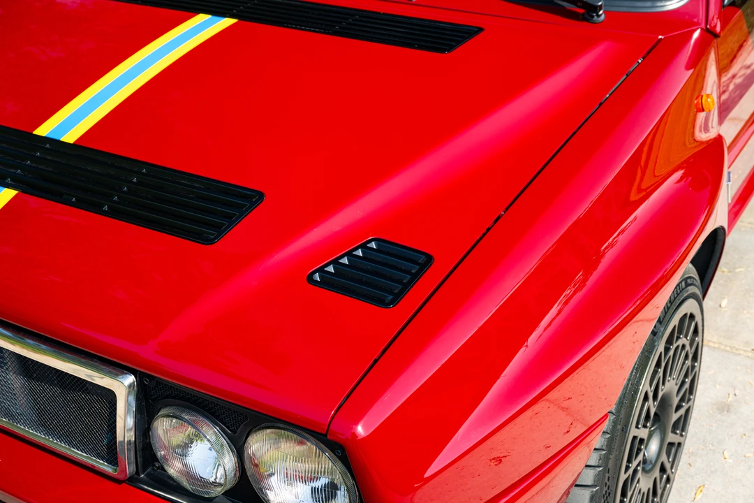 1995 Lancia Delta 2nd Gen - Image 26 of 31