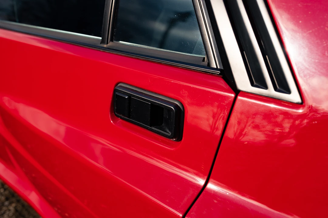 1995 Lancia Delta 2nd Gen - Image 18 of 31