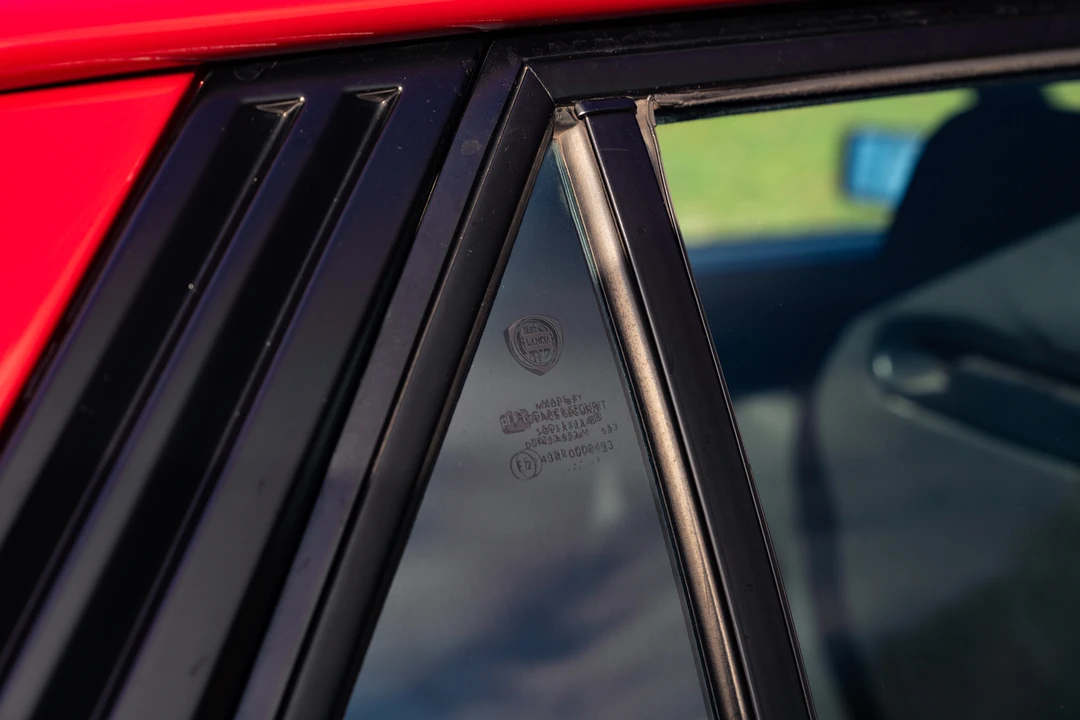 1995 Lancia Delta 2nd Gen - Image 30 of 31