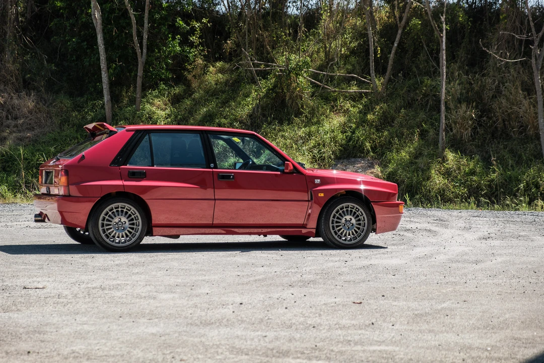 1995 Lancia Delta 1st Gen - Image 14 of 31