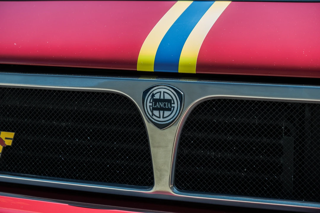 1995 Lancia Delta 1st Gen - Image 18 of 31