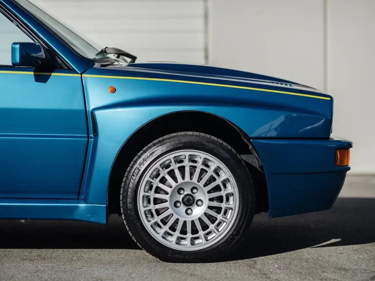 1995 Lancia Delta 1st Gen - Image 26 of 31