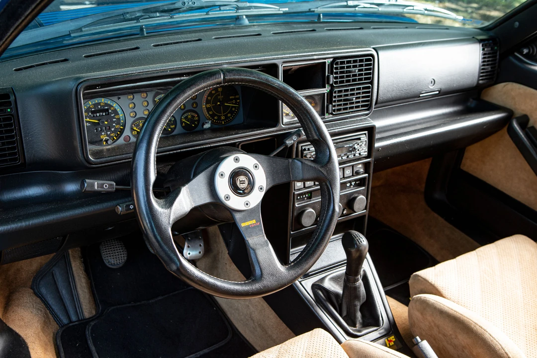 1995 Lancia Delta 1st Gen - Image 28 of 31