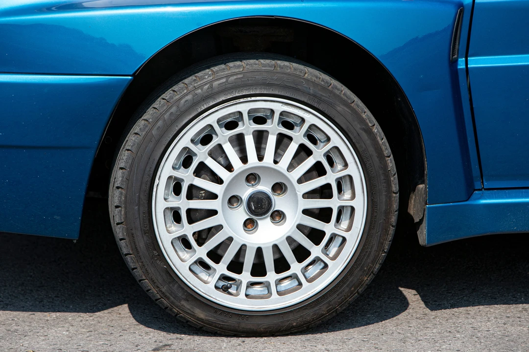 1995 Lancia Delta 1st Gen - Image 20 of 31