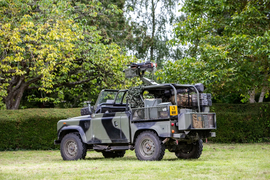1995 Land Rover Defender 90 - Image 13 of 19