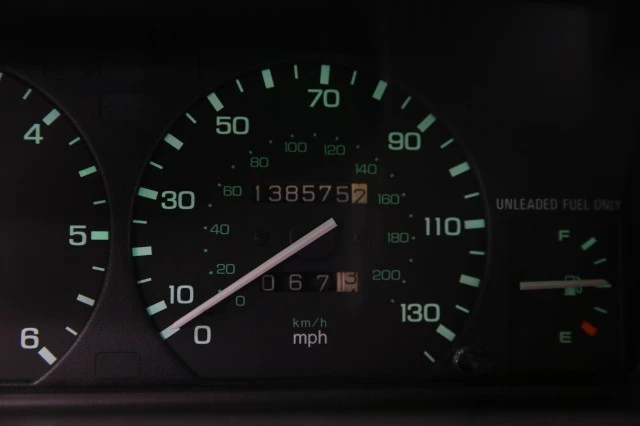 1995 Land Rover Range Rover Classic - Image 8 of 24