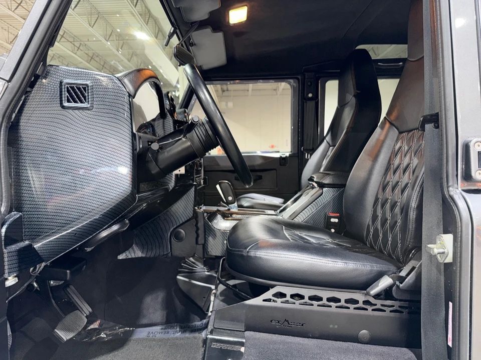1995 Land Rover Defender 110 - Image 12 of 21