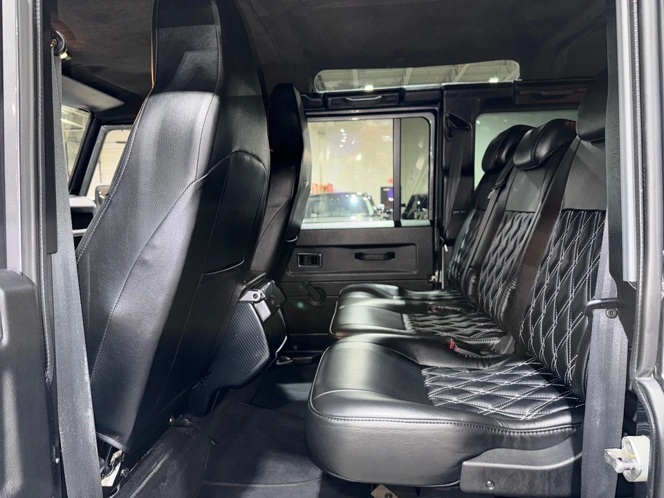 1995 Land Rover Defender 110 - Image 14 of 21