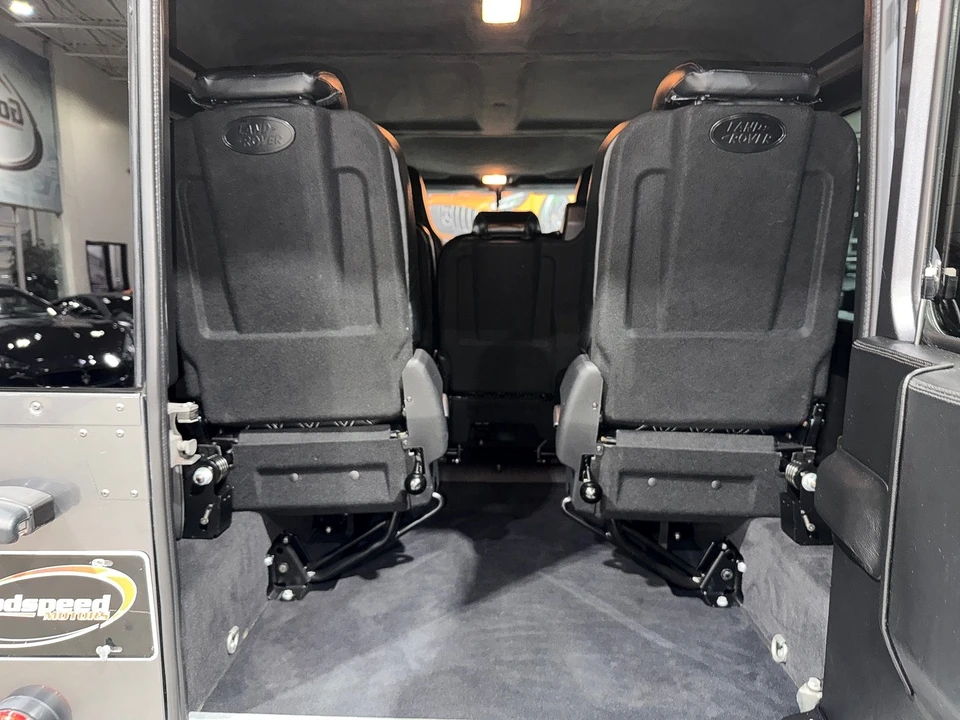 1995 Land Rover Defender 110 - Image 18 of 21
