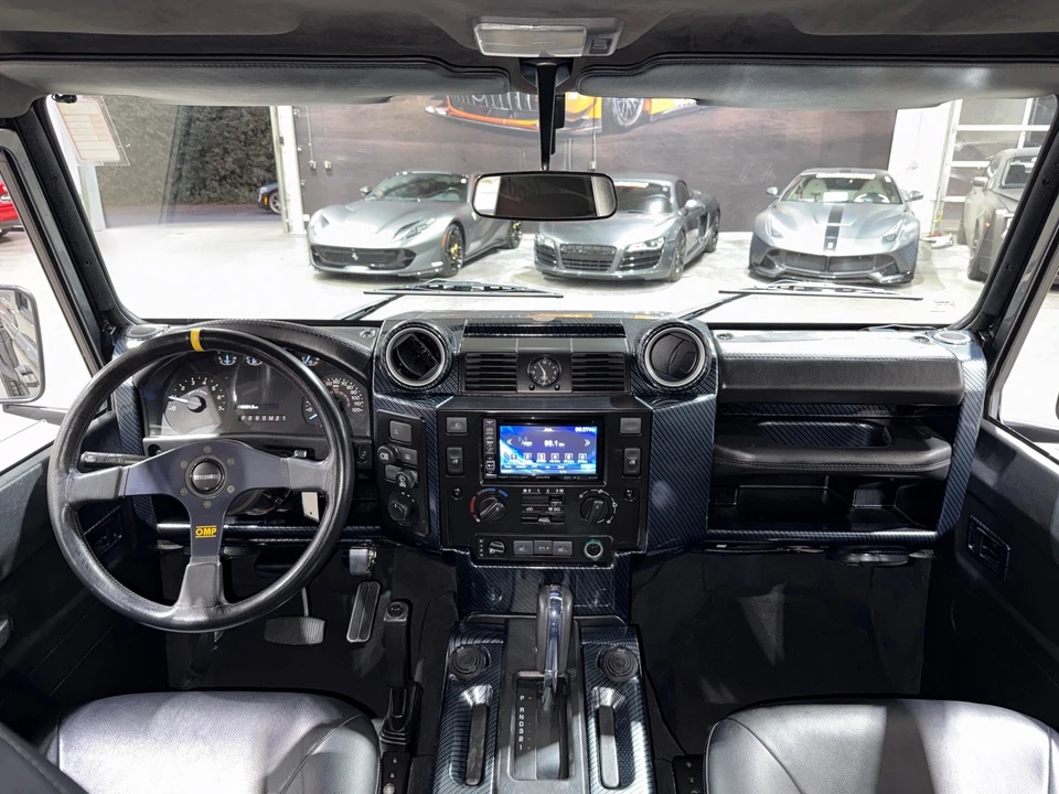 1995 Land Rover Defender 110 - Image 10 of 21