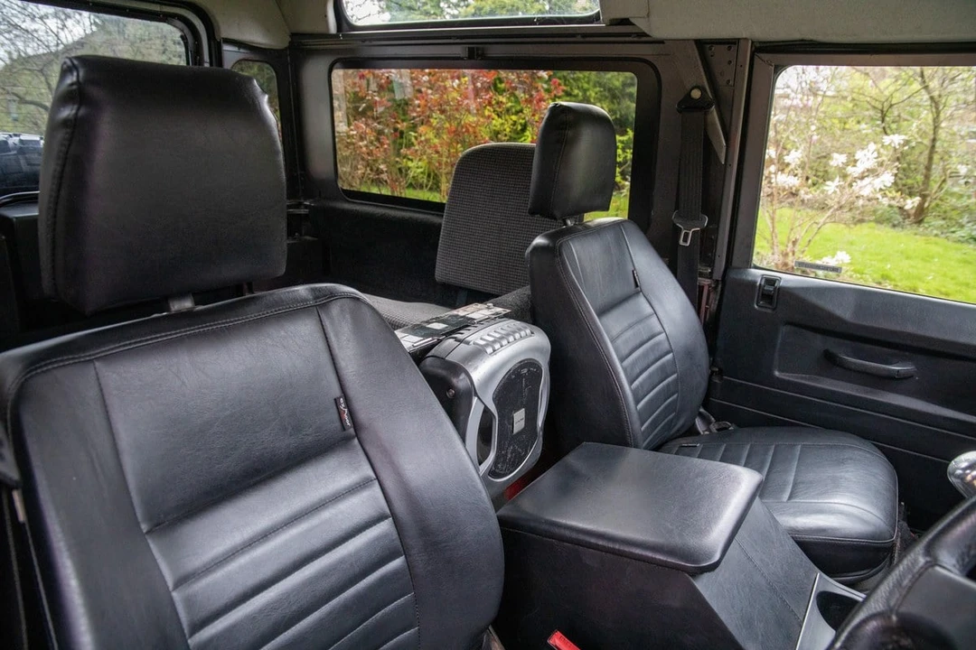 1995 Land Rover Defender - Image 20 of 30