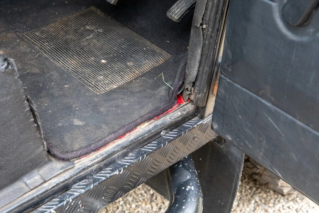 1995 Land Rover Defender - Image 10 of 30