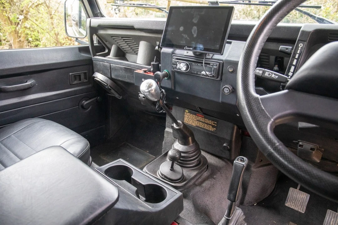 1995 Land Rover Defender - Image 22 of 30