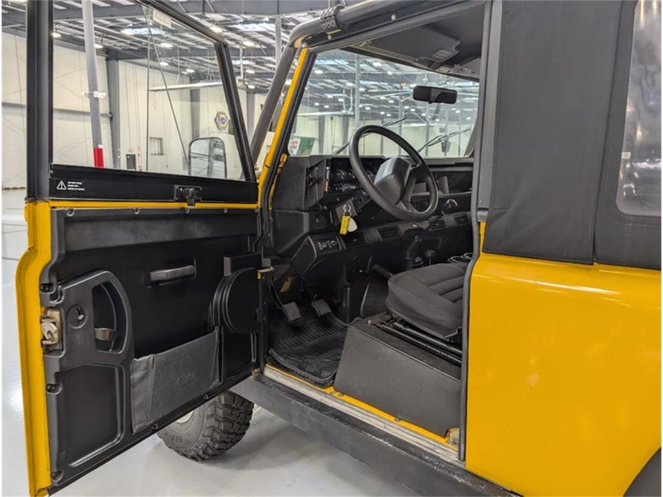 1995 Land Rover Defender - Image 30 of 31