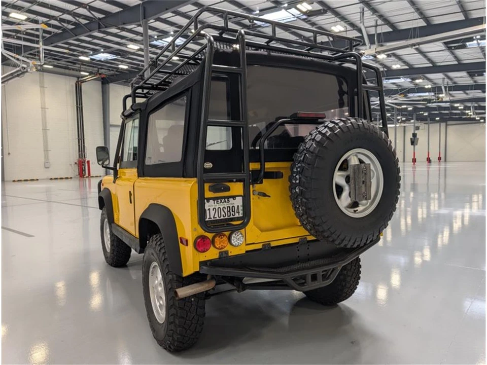 1995 Land Rover Defender - Image 16 of 31