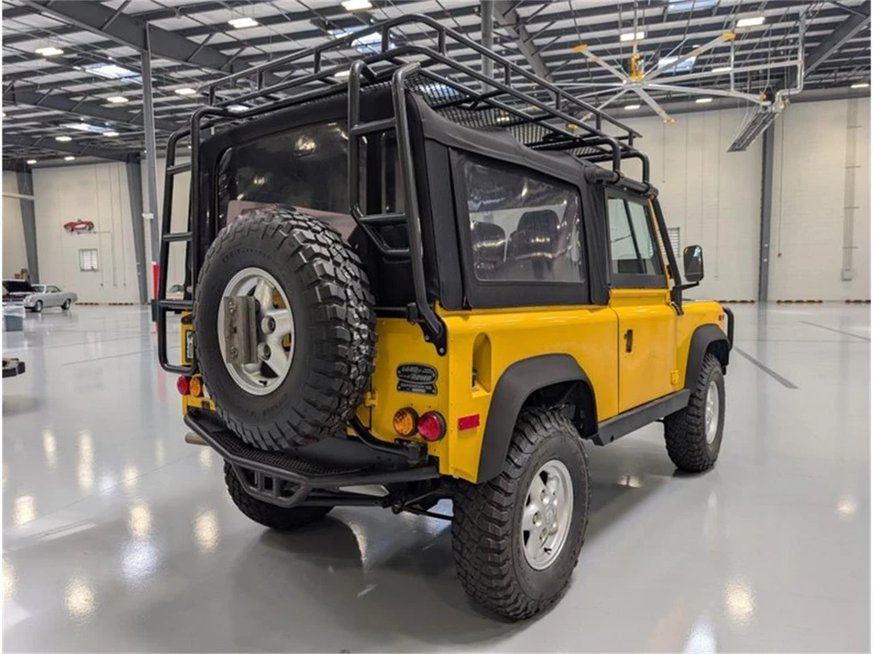 1995 Land Rover Defender - Image 17 of 31