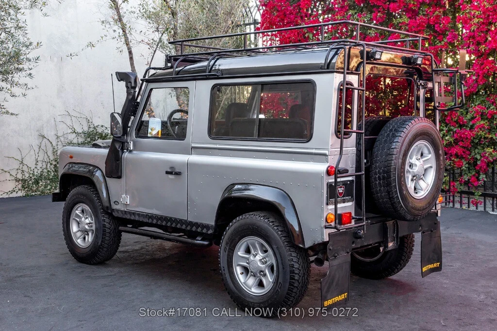 1995 Land Rover Defender - Image 8 of 12
