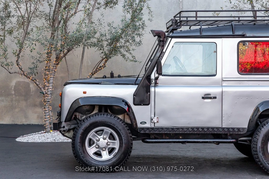 1995 Land Rover Defender - Image 13 of 24