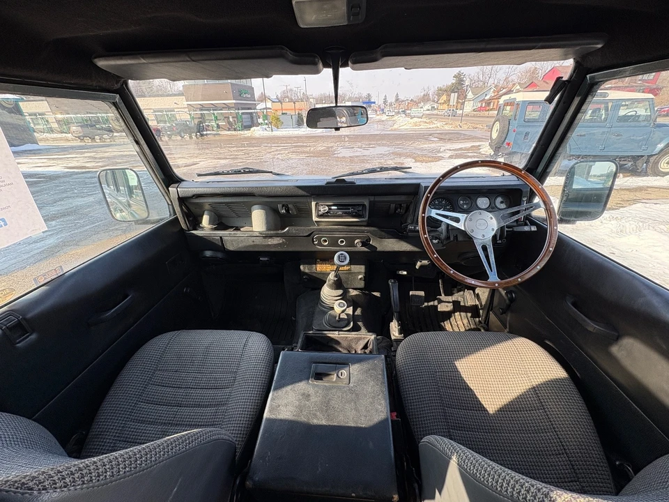1995 Land Rover Defender 110 - Image 15 of 21