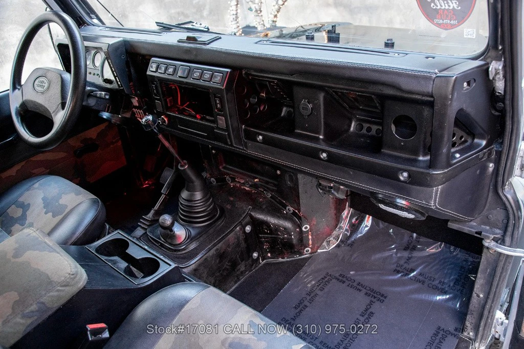 1995 Land Rover Defender - Image 23 of 24