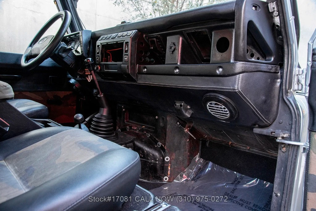 1995 Land Rover Defender - Image 24 of 24