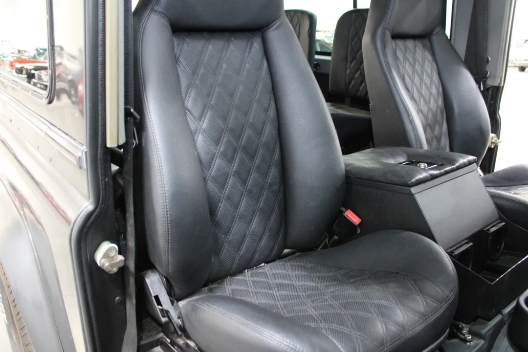 1995 Land Rover Defender - Image 20 of 21