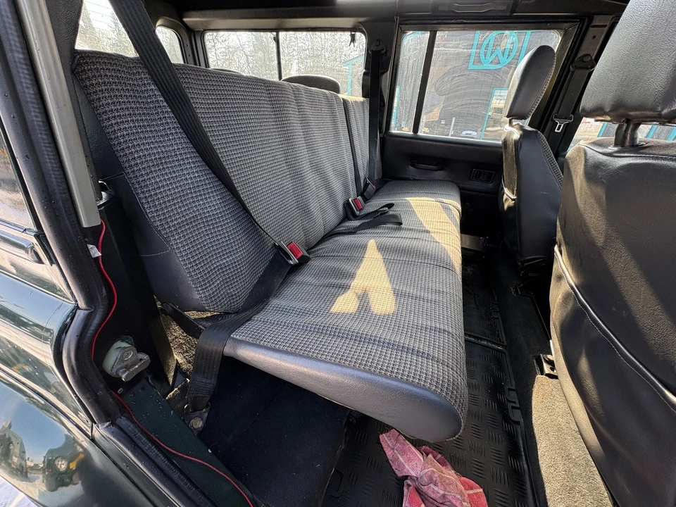 1995 Land Rover Defender 110 - Image 19 of 21