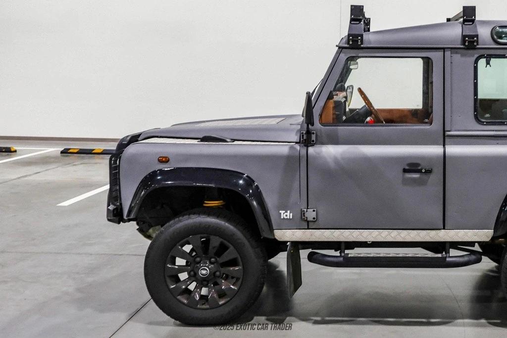 1995 Land Rover Defender 90 - Image 4 of 12