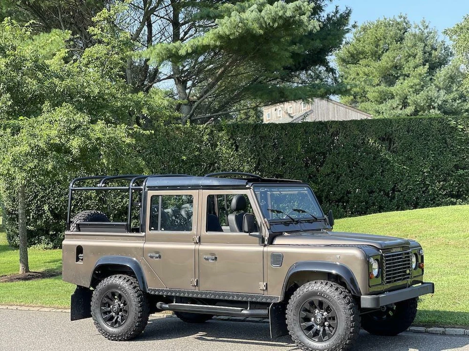 1995 Land Rover Defender 110 - Image 6 of 12