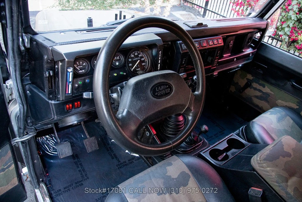 1995 Land Rover Defender - Image 18 of 24