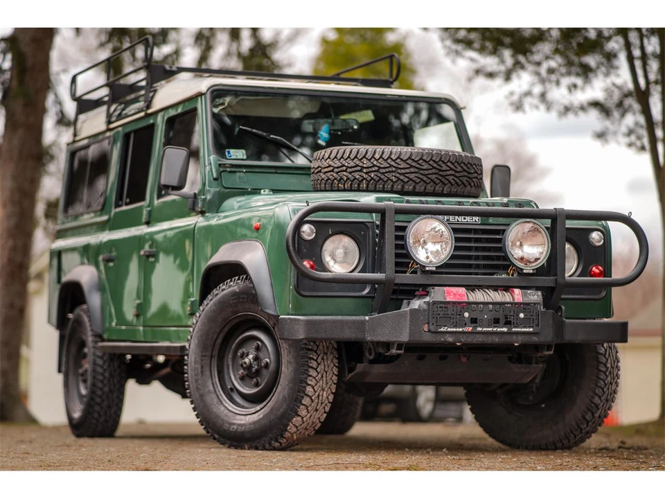 1995 Land Rover Defender 110 - Image 5 of 31